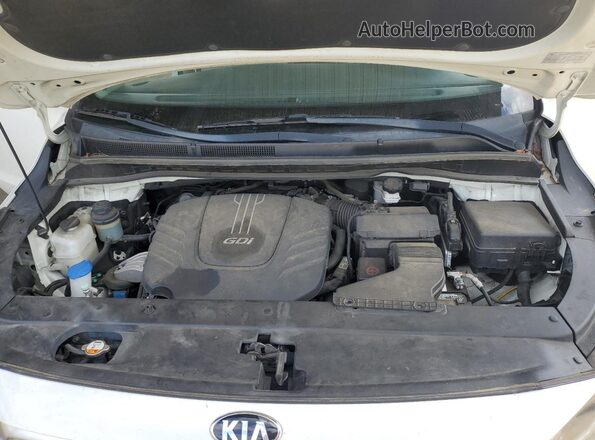 KNDMB5C10G6198857 2016 KIA SEDONA Белый Вид задней части салона