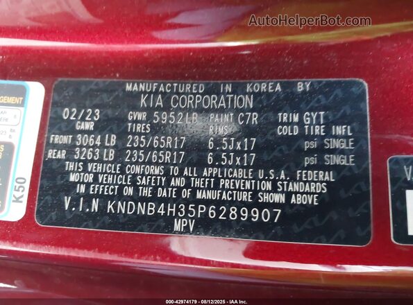 KNDNB4H35P6289907 2023 KIA CARNIVAL MPV Red Vista del compartimento del motor