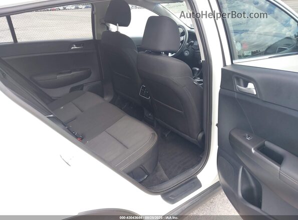 KNDPM3AC8M7937656 2021 KIA SPORTAGE White VIN კოდის სტიკერის ხედი