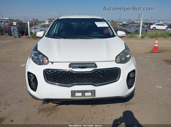 KNDPMCAC0J7467067 2018 KIA SPORTAGE White 