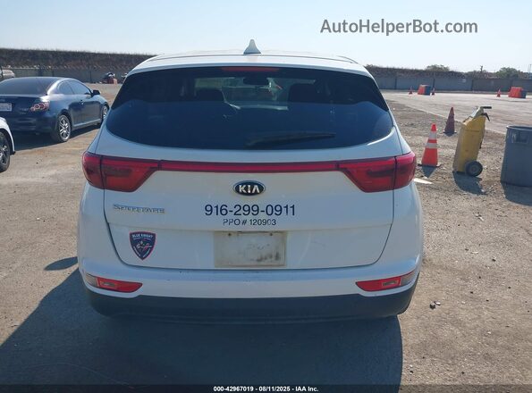 KNDPMCAC0J7467067 2018 KIA SPORTAGE White 