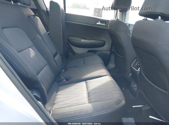 KNDPMCAC2M7903423 2021 KIA SPORTAGE Silver VIN կոդի պիտակի տեսք