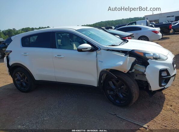 KNDPMCAC5N7965819 2022 KIA SPORTAGE White Vista frontal