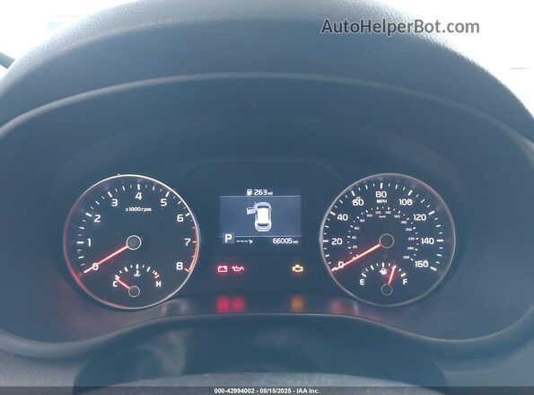 KNDPMCAC8M7904527 2021 KIA SPORTAGE White Հետևի նստատեղերի տեսք