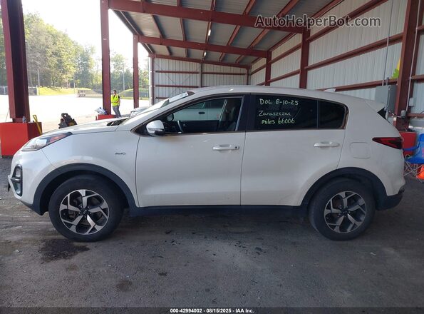 KNDPMCAC8M7904527 2021 KIA SPORTAGE White 