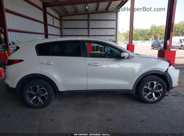 KNDPMCAC8M7904527 2021 KIA SPORTAGE White Սալոնի 360 աստիճան տեսք