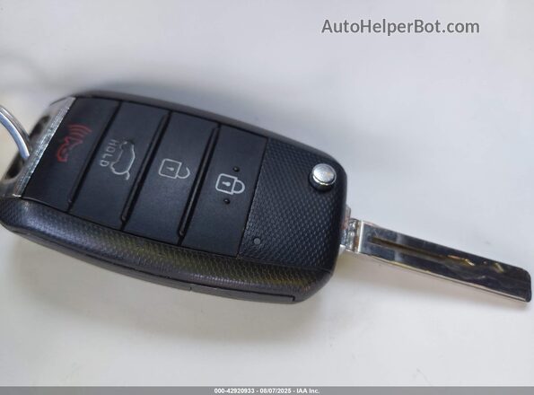 KNDPMCAC9H7063873 2017 KIA SPORTAGE Silver წინა პანელის ხედი