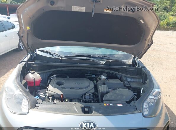 KNDPMCAC9M7942946 2021 KIA SPORTAGE Silver Հետևի տեսք