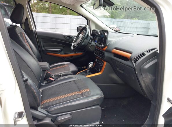 MAJ6P1CL8JC211616 2018 FORD ECOSPORT Белый 