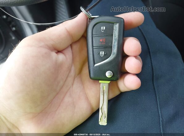 NMTKHMBX2LR107084 2020 TOYOTA LE Black Вид панелі приладів