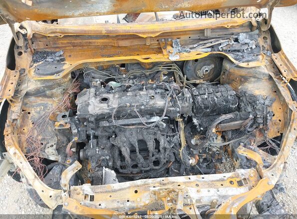 NMTKHMBX4JR042770 2018 TOYOTA LE Red 