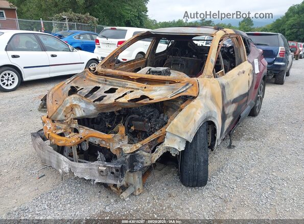 NMTKHMBX4JR042770 2018 TOYOTA LE Red 