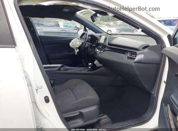 NMTKHMBX8JR005334 2018 TOYOTA LE White Widok wnętrza z przodu