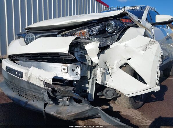 NMTKHMBX8JR005334 2018 TOYOTA LE White 