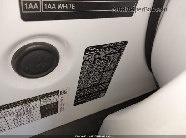 SADCJ2EX5PA708667 2023 JAGUAR F-PACE Белый Вид подкапотного пространства
