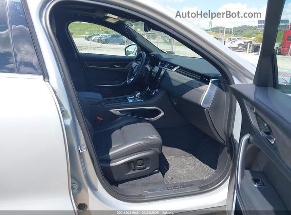 SADCJ2EX9PA707926 2023 JAGUAR F-PACE Silver წინა სალონის ხედი