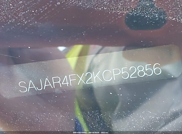 SAJAR4FX2KCP52856 2019 JAGUAR XF Black ძრავის განყოფილების ხედი