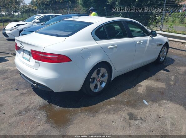 SAJAR4FX5JCP33281 2018 JAGUAR XF White 