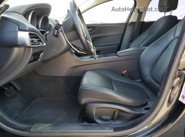 SAJAR4FX6JCP33788 2018 JAGUAR XF Black 