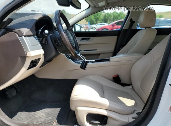 SAJBJ4FX1JCY57480 2018 JAGUAR XF White 