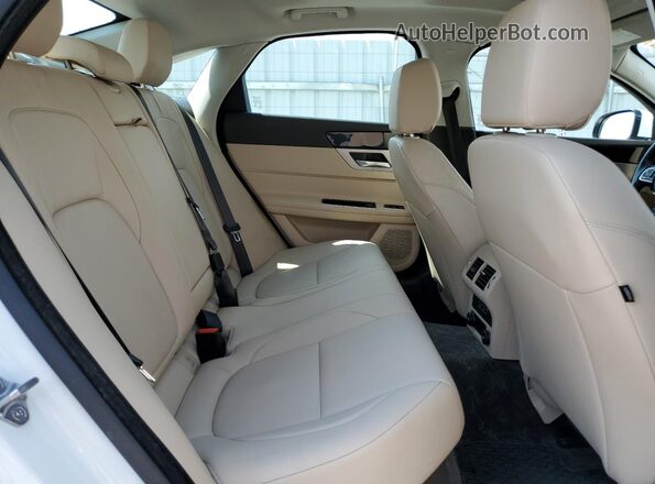 SAJBJ4FX1JCY57480 2018 JAGUAR XF White 