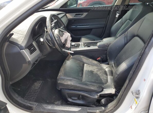 SAJBJ4FX2JCY69329 2018 JAGUAR XF White 
