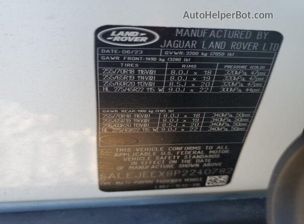 SALEJEEX8P2240782 2023 LAND ROVER DEFENDER White Vista del compartimento del motor