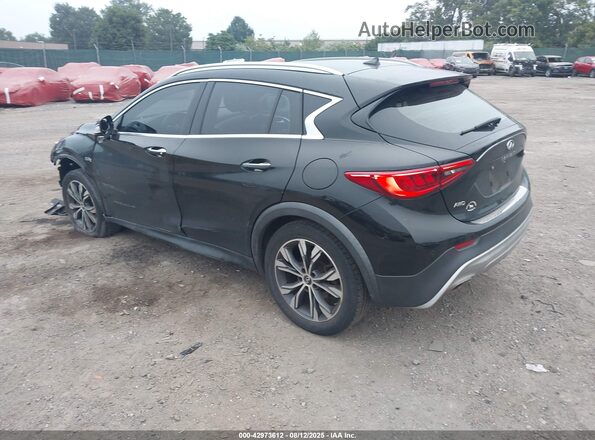 SJKCH5CR3HA035454 2017 INFINITI QX30 Black 