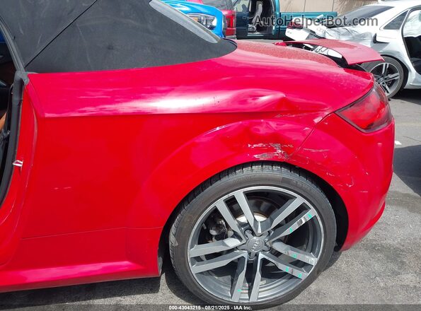 TRUT5CFV2G1012423 2016 AUDI TT Red Widok z przodu