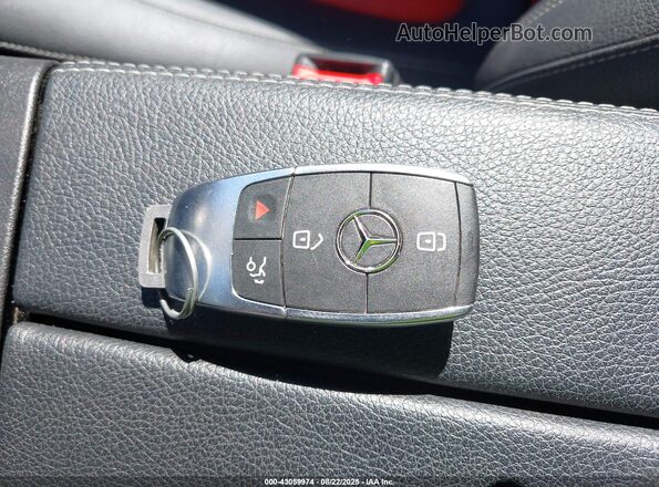 W1K3G4EB2NJ351901 2022 MERCEDES-BENZ A Black წინა პანელის ხედი