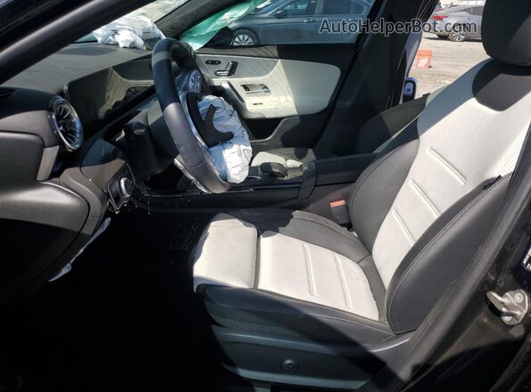 W1K3G4EB5NJ331903 2022 MERCEDES-BENZ A Black Front interior view
