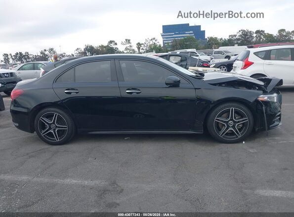 W1K3G4EB6MJ309231 2021 MERCEDES-BENZ A 220 Black Вид задньої частини салону