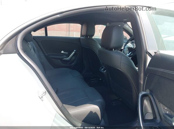 W1K5J4GB8PN368527 2023 MERCEDES-BENZ CLA-CLASS Серебряный Вид наклейки с VIN-кодом