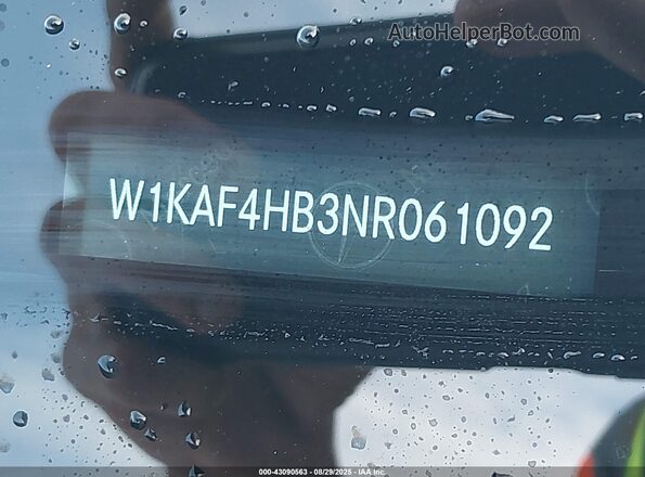 W1KAF4HB3NR061092 2022 MERCEDES-BENZ C Белый 