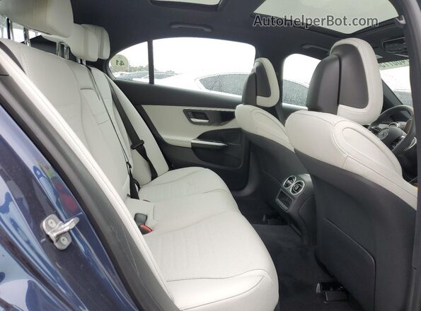 W1KAF4HB8SR241387 2025 MERCEDES-BENZ C Blue Widok tylnych siedzeń