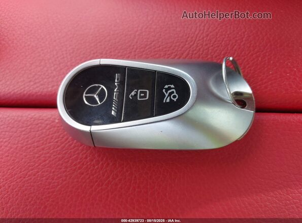 W1KAF8HB1SR261066 2025 MERCEDES-BENZ AMG C 43 White 