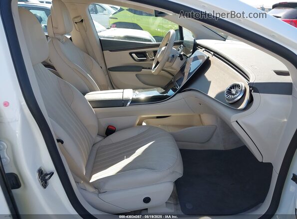 W1KCG2DB0NA014312 2022 MERCEDES-BENZ EQS 450+ Белый Вид салона спереди