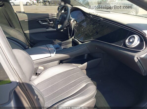 W1KCG4EB7PA031539 2023 MERCEDES-BENZ EQS 580 Gray წინა სალონის ხედი