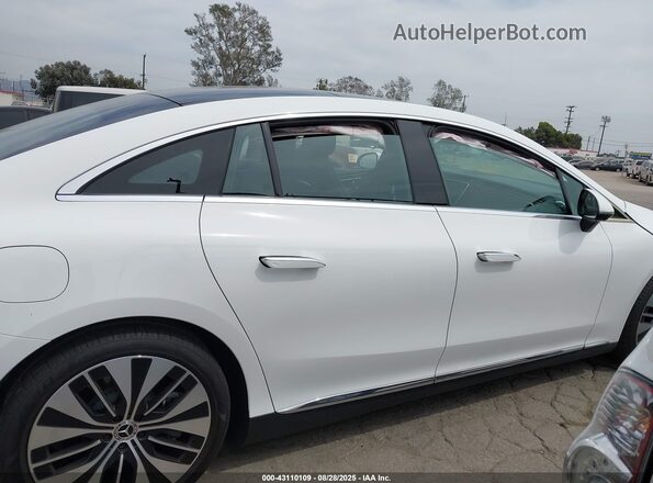 W1KEG2BB4RF057300 2024 MERCEDES-BENZ EQE 350+ White 360 interior view