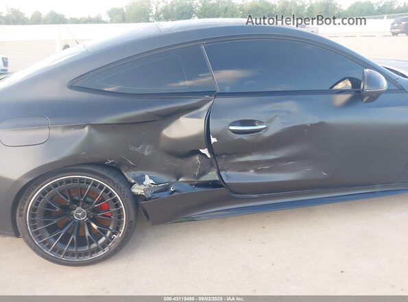 W1KMJ6CB7SF053525 2025 MERCEDES-BENZ AMG CLE 53 Black Widok z przodu