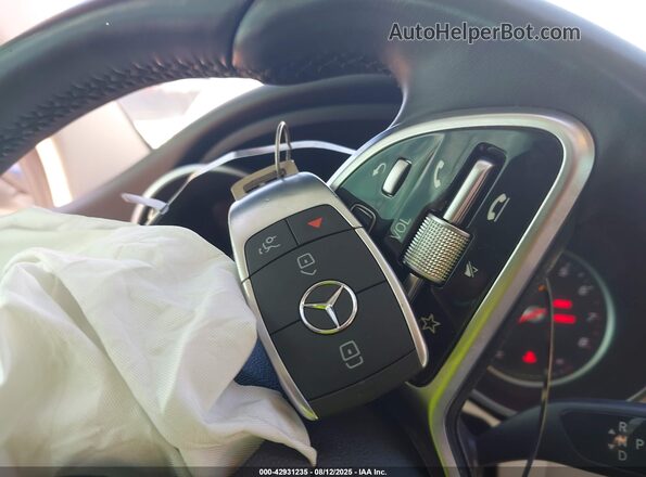 W1KWF8EB3LR581100 2020 MERCEDES-BENZ C White Dashboard view