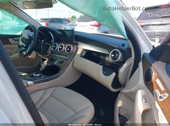 W1KWF8EB3LR581100 2020 MERCEDES-BENZ C White Front interior view
