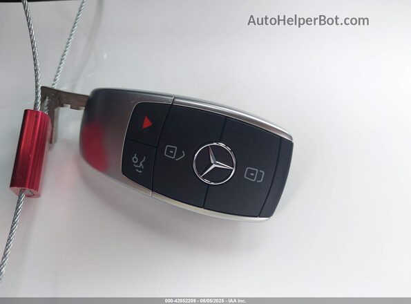 W1KWF8EB7MR650677 2021 MERCEDES-BENZ C Серебряный Вид панели приборов