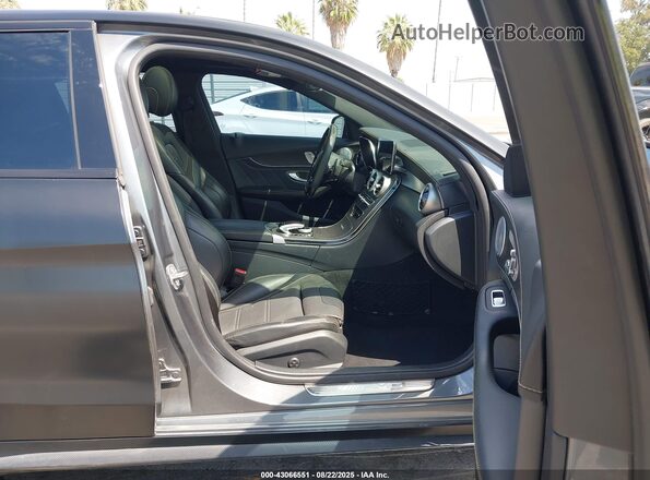 W1KWF8HB2LR603745 2020 MERCEDES-BENZ AMG C 63 Черный Вид салона спереди