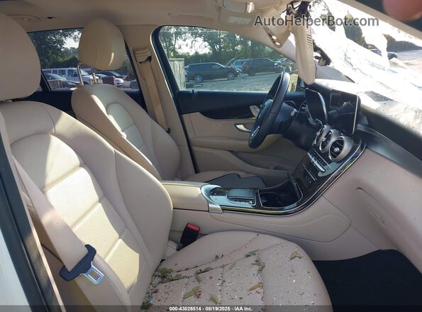 W1N0G8DB1LF824864 2020 MERCEDES-BENZ GLC-CLASS White 