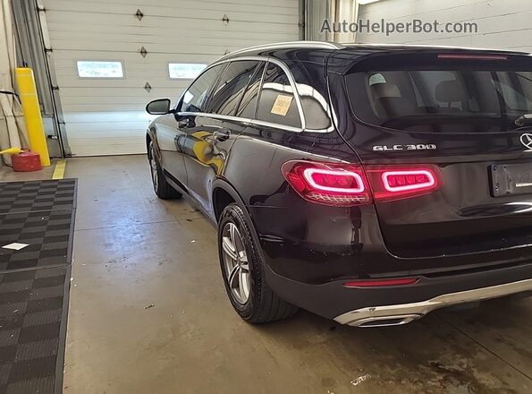W1N0G8EB8LF853714 2020 MERCEDES-BENZ GLC 300 Black 