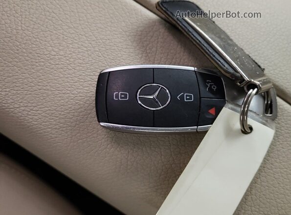 W1N0G8EB8LF853714 2020 MERCEDES-BENZ GLC 300 Black 