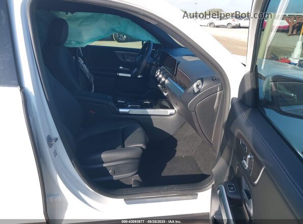 W1N4M4HB8PW333873 2023 MERCEDES-BENZ GLB-CLASS White Vista interior delantera