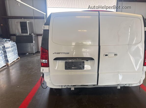 W1YV0BEY8L3706373 2020 MERCEDES-BENZ METRIS  Առջևի ձախ երեք քառորդ տեսարան