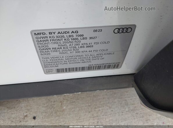 WA15AAGE0RB030430 2024 AUDI Q8 E-TRON White Вид підкапотного простору